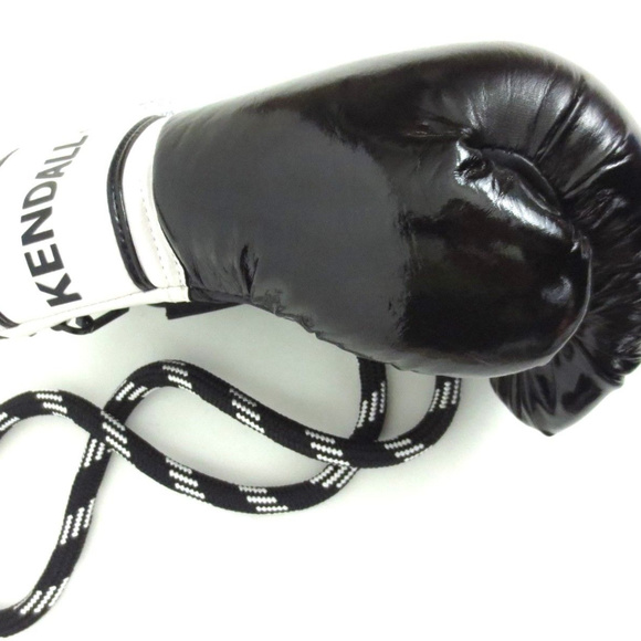 Kendall + Kylie Crossbody Boxing Glove Purse Bag - Picture 2 of 7